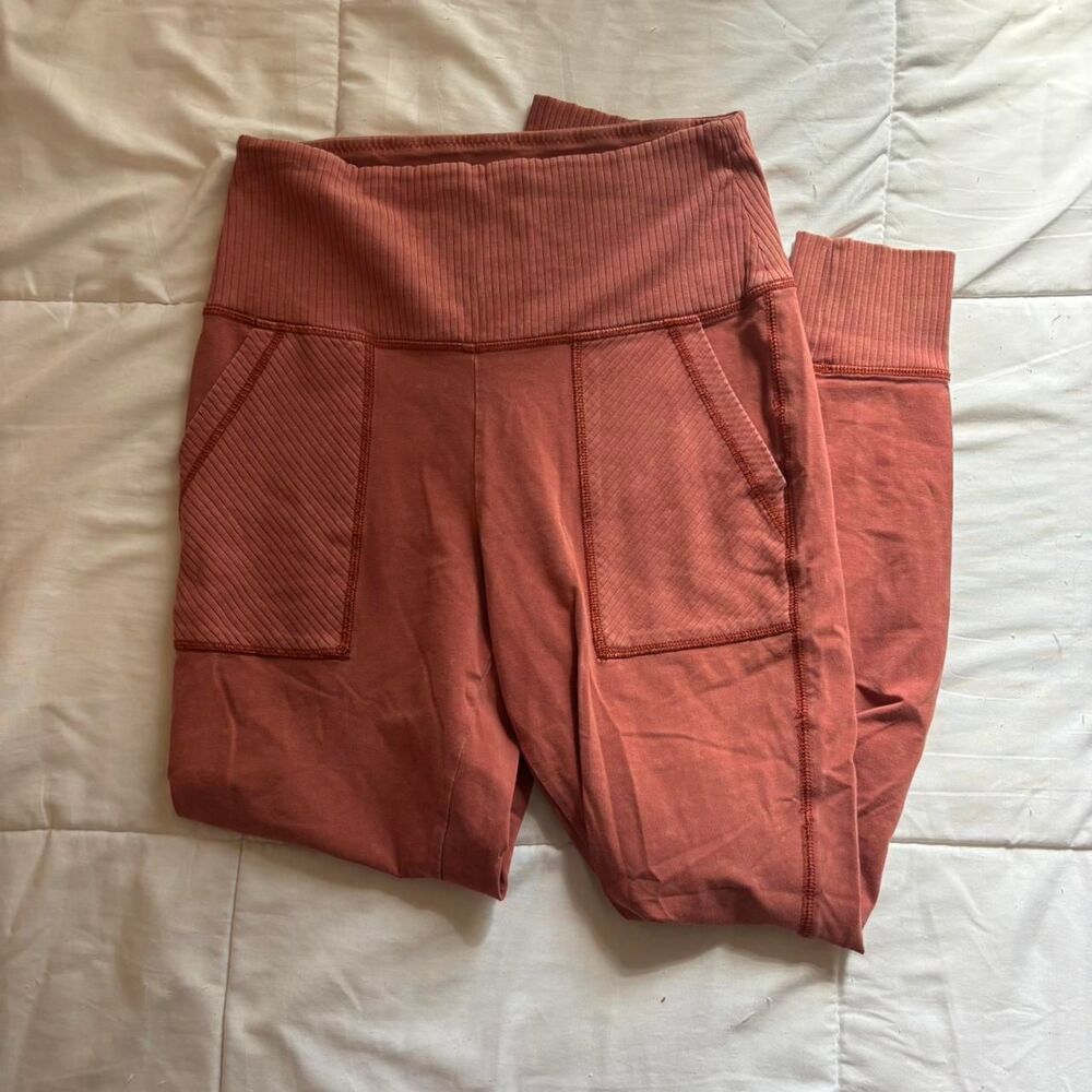 Aerie Women's Pink Leggings